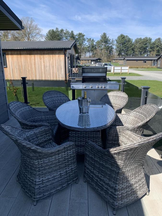 Casa Di Lusso Luxury Lodge Woodhall Spa Exterior photo